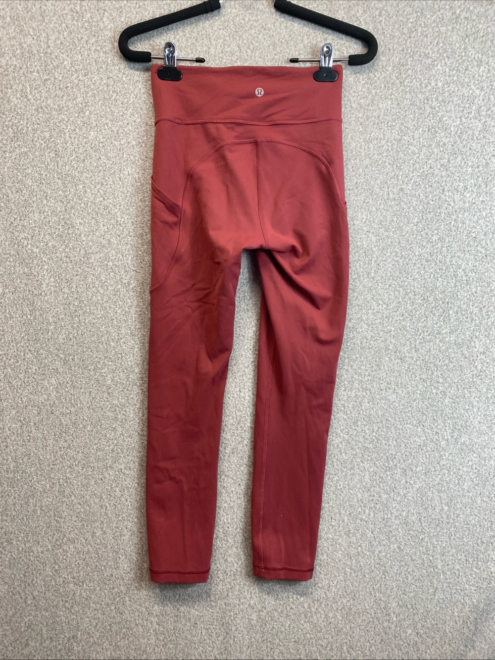 Lululemon Invigorate High Rise Tights Leggings Size 4 Chianti Tiny Flaw Cropped - Picture 8 of 12